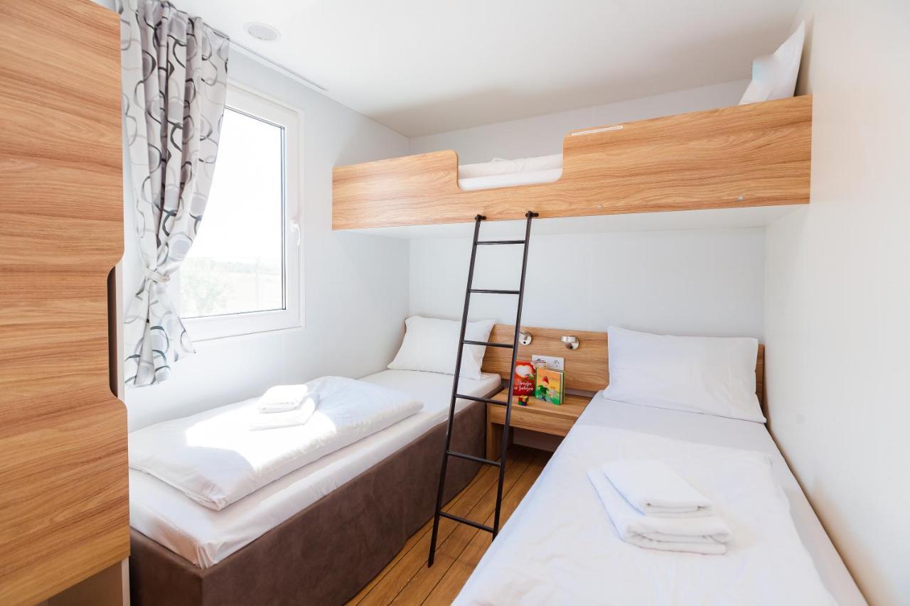 Premium Mobile Homes Istria - Camping Lanterna Porec - Luxury Mobilhome Екстер'єр фото