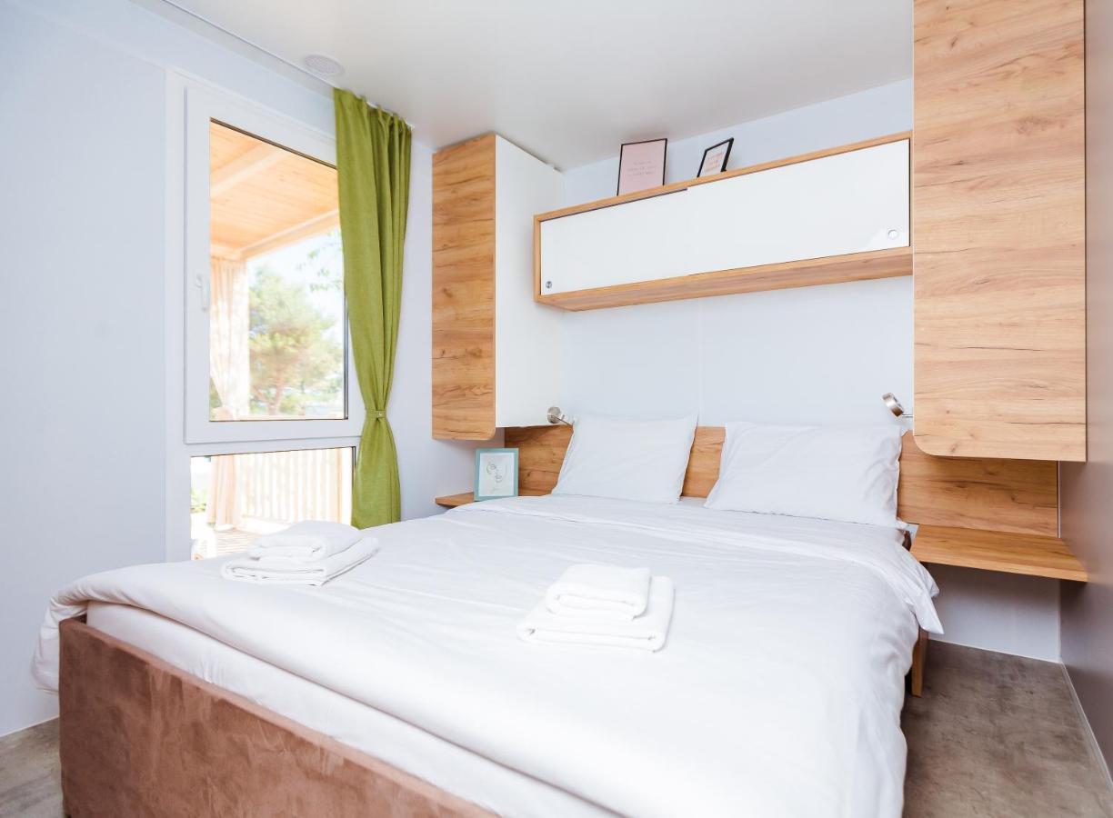 Premium Mobile Homes Istria - Camping Lanterna Porec - Luxury Mobilhome Екстер'єр фото