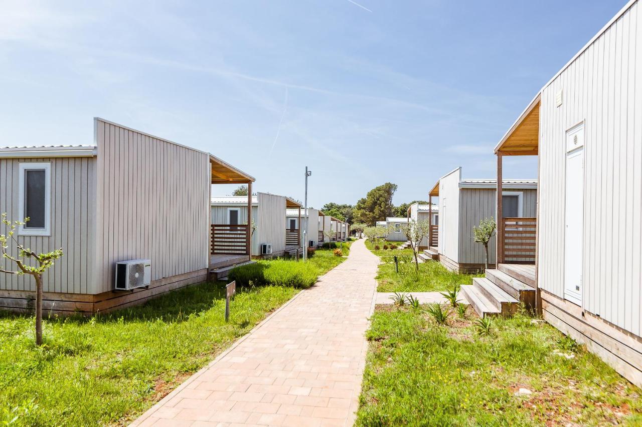 Premium Mobile Homes Istria - Camping Lanterna Porec - Luxury Mobilhome Екстер'єр фото